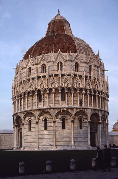 pisa_baptistry.jpg