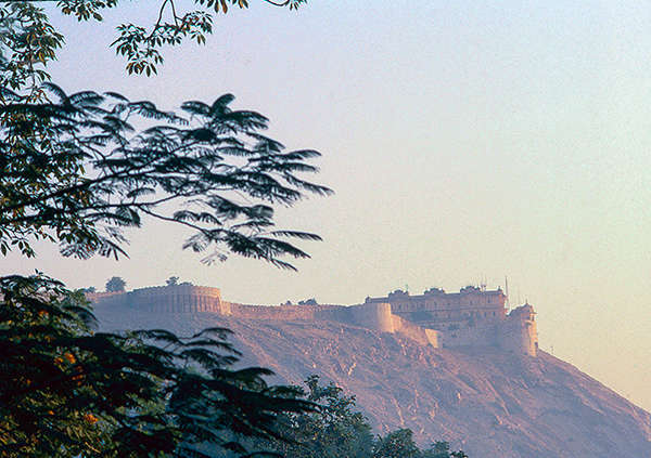 srinigar&lakes_district_1986-46.jpg