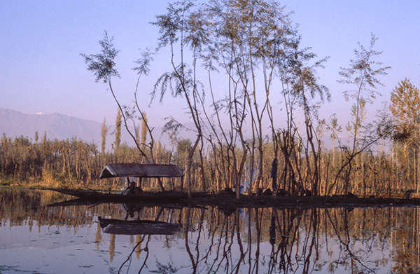 srinigar&lakes_district_1986-01.jpg