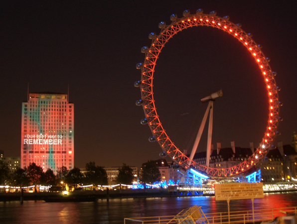 Millenium Wheel -
London, England (2005) : The City : James Beyer Photography