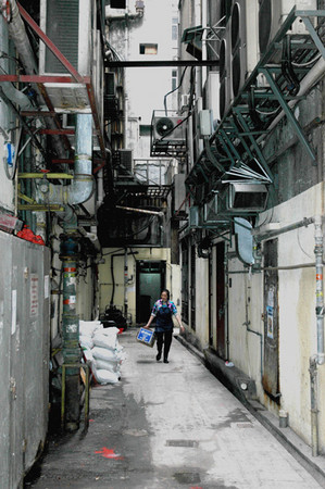 Side Alley -
Hong Kong, China  SAR (2005) : The City : James Beyer Photography