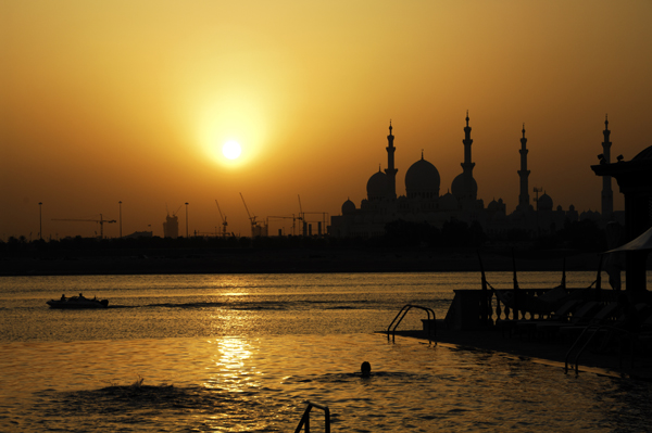 Tidal Pool -
Abu Dhabi, UAE (2009) : Thresholds : James Beyer Photography